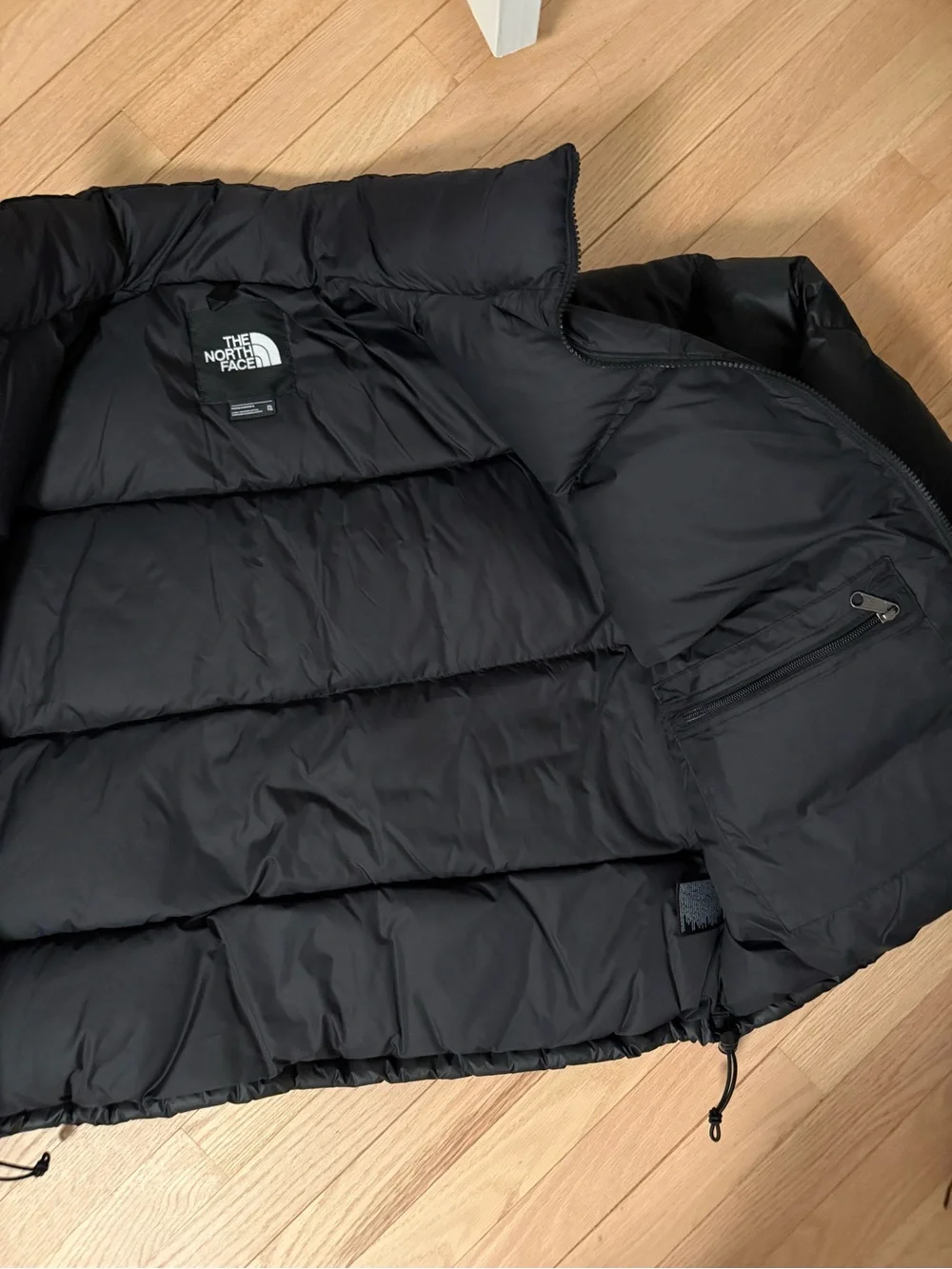 NWOT The North Face Black Nuptse 700 fill Men's Puffy Jacket